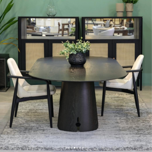 Mesa de Jantar de Madeira Oval Singular